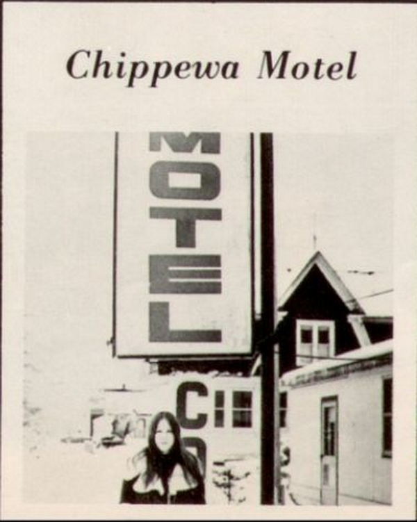 Chippewa Motel - Old Yearbook Ad
